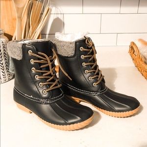 Black Duck Boots